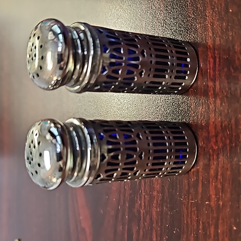 Vintage Silver Godinger Salt and pepper shakers